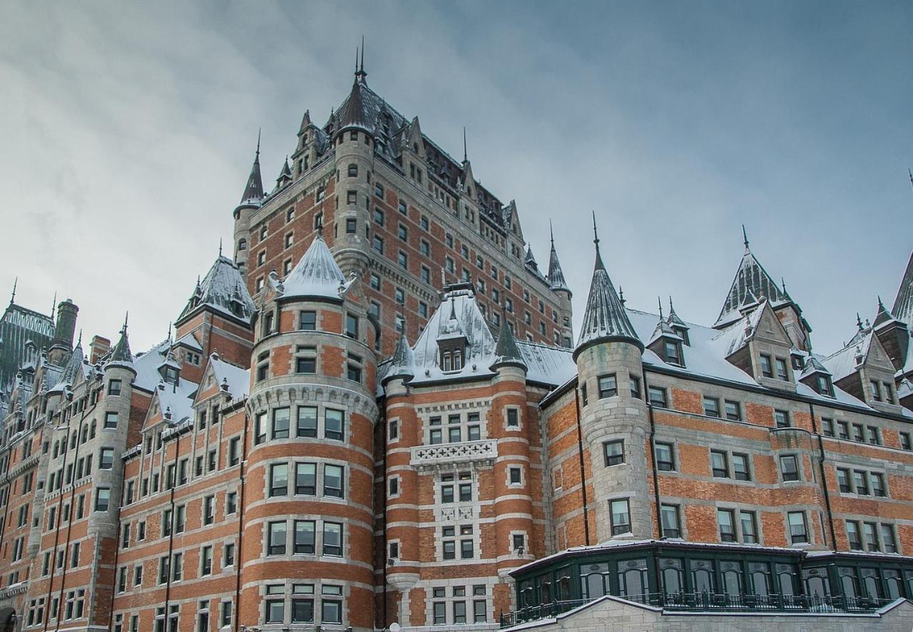Quebec Grand Appartement By Hebergements Dcl Exterior photo