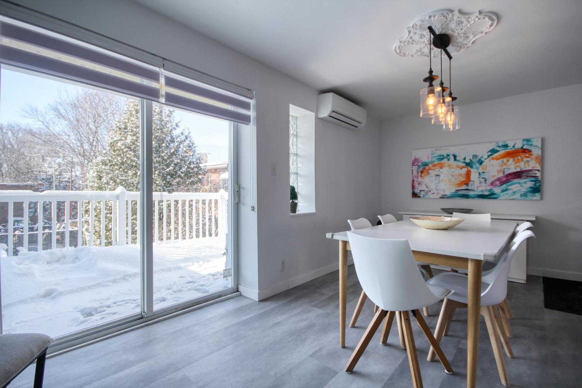 Quebec Grand Appartement By Hebergements Dcl Exterior photo