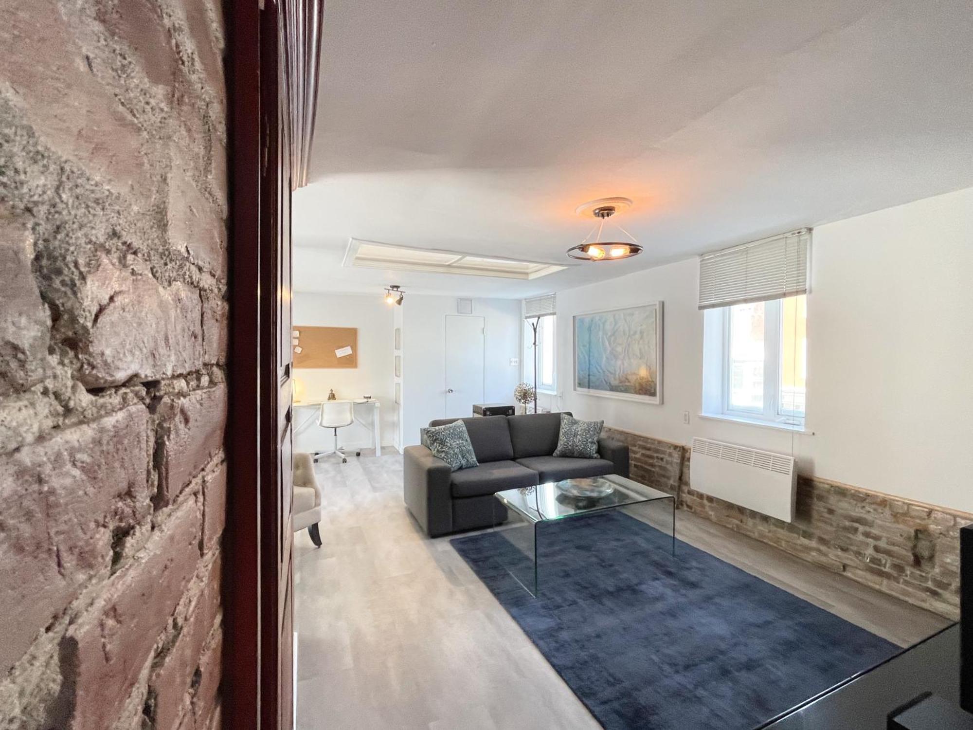Quebec Grand Appartement By Hebergements Dcl Exterior photo